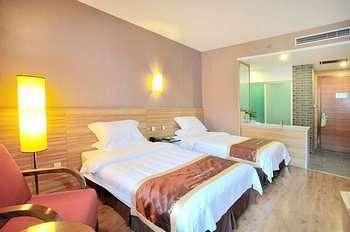 Luanchuan Re-Channel Ferry Lake Hotel Gucheng (Henan) Bagian luar foto